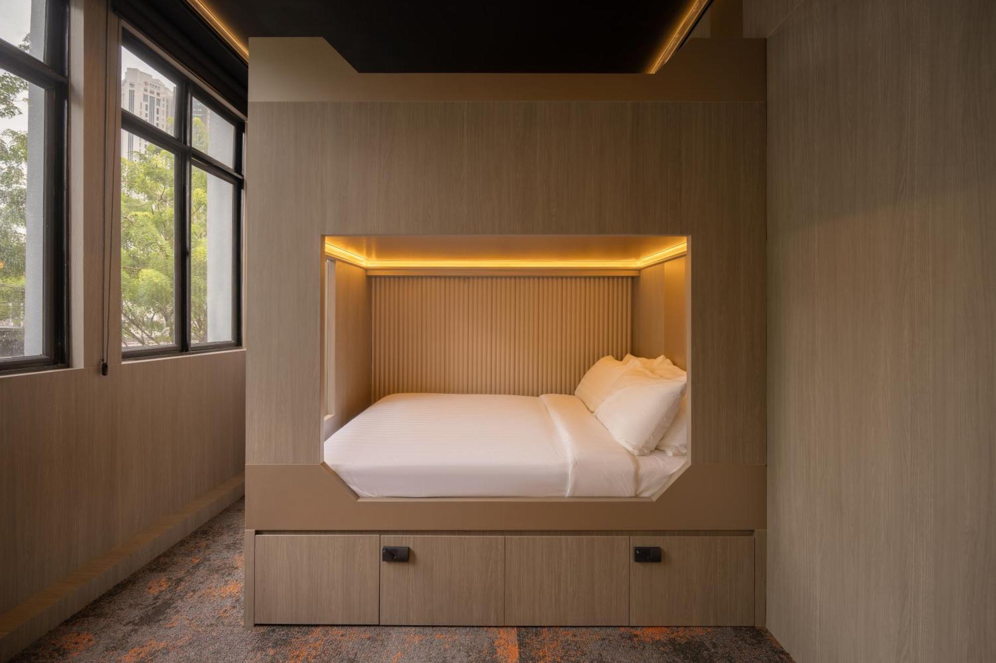 Cube Social Boutique Capsule Hotel At Boat Quay Сінгапур Екстер'єр фото